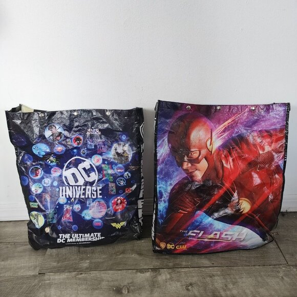 Comic Con Dc Swag Bags Merch 2018 Set Of 2 - Picture 1 of 5